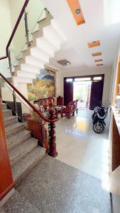 NHÀ PHÙ HỢP VỚI KHÁCH THÍCH RỘNG RÃI YÊN TĨNH - HƠN 100M2 - 14 TỶ